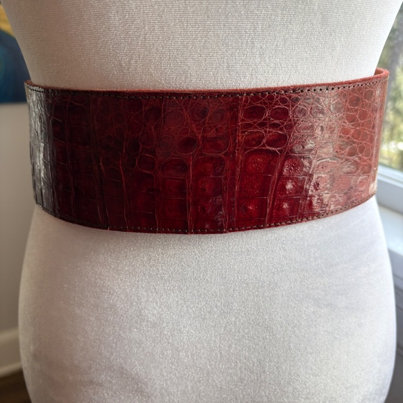 Burgundy Alligator Print Belt 38\